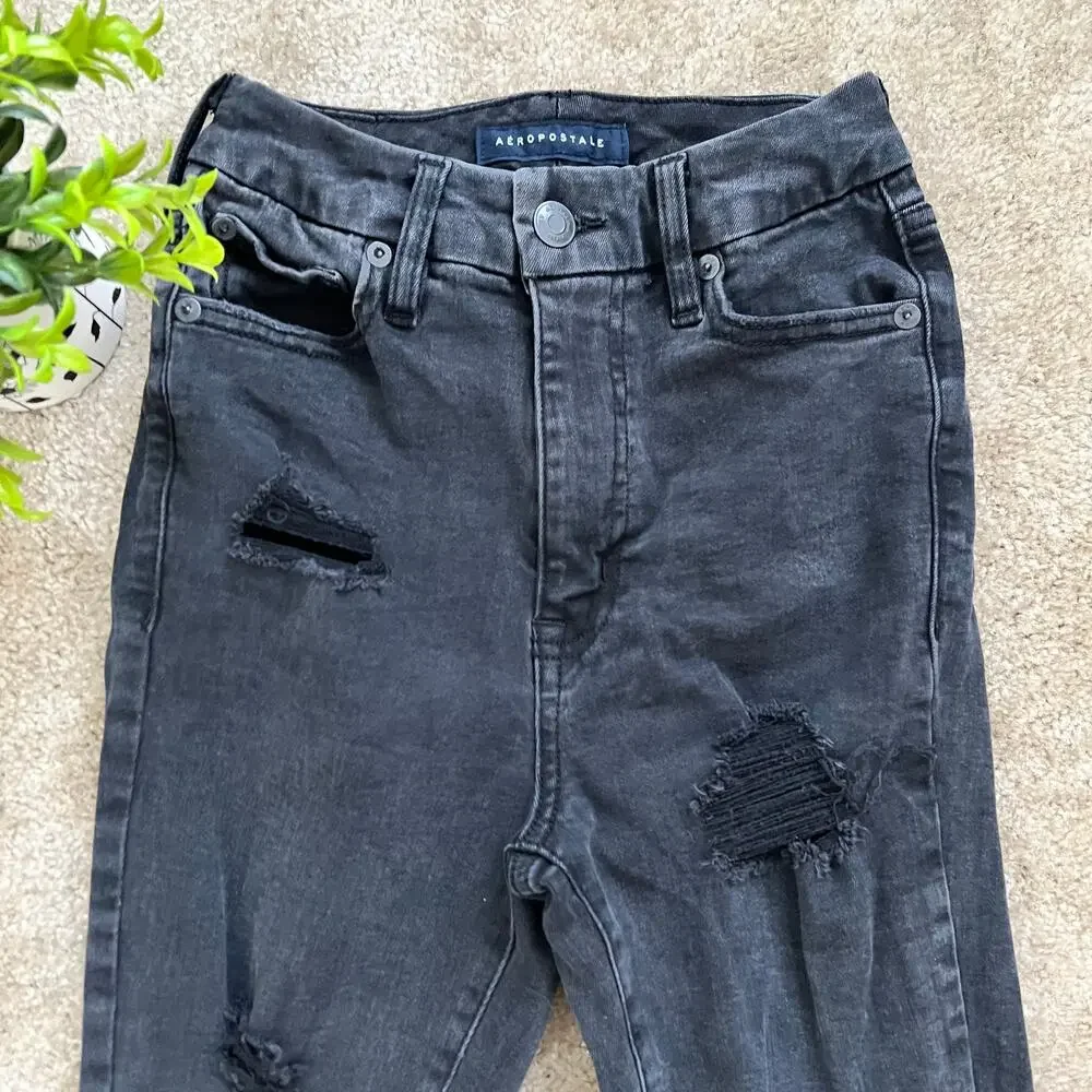 Aeropostale Faded Black Distressed Super High-Rise Curvy Jegging Size:  0R